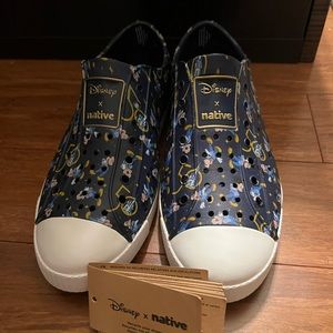 Native shoes size J3 Disney 50th anniversary